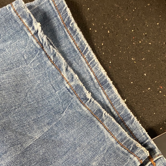 Fashion Nova Blue straight Leg Jeans - Picture 6 of 6